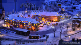 Faszination Modellbau Internationale Leitmesse für Modellbahnen und Modellbau FN2023 Spur H0 Borkenhagen Winter in Kufenau 01 scaled uai